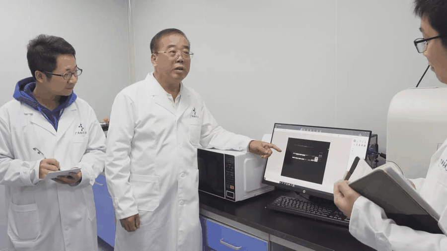 Mi Terro medical and hardware team